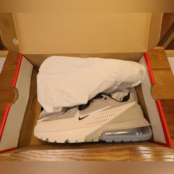 Nike Air Max Pulse Sz 8.5 Men’s - Cream/Dark Mocha, New in Box - Picture 7 of 9